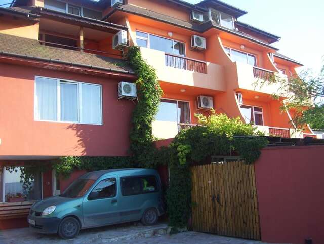 Отель Family Hotel Zelenika Варна-15