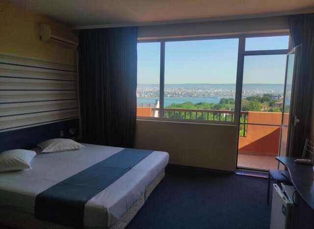 Отель Family Hotel Zelenika Варна-8